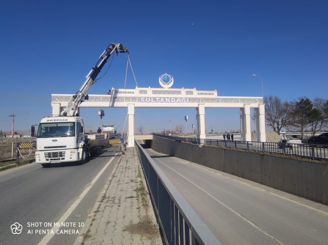City Entrance Gates Production (2)