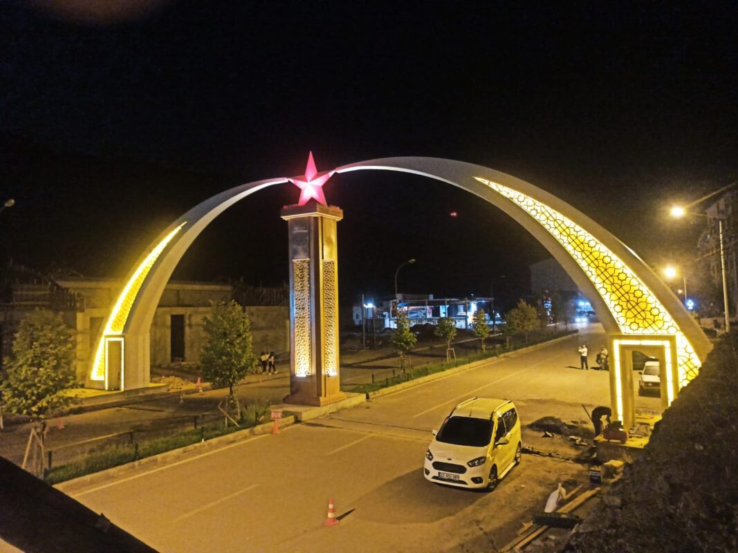 bb404a3b-c6ca-4d35-b344-bda6e9ee6ca0